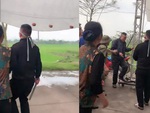 Khán giả cười sảng với thanh niên bịt mắt đập niêu đất