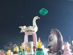 Cao thủ ngỗng khiến người chơi ném vòng bất lực