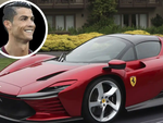 Cristiano Ronaldo khoe siêu xe Ferrari cực hiếm gần 60 tỉ đồng