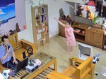 Con gái nhảy vũ điệu 'Làng lá' khi bố cover 'Hát về cây lúa hôm nay'