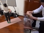Cười sảng với màn làm thịt gà theo động tác yoga