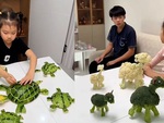 Bé gái khéo tay thổi hồn vào hoa quả, rau củ, đồ ăn vặt