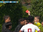 U23 Indonesia hay trọng tài mới là 'nạn nhân'?
