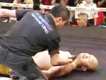 Cao thủ Thiếu Lâm 'bế quan’ 3 năm bị knock-out trong 2 phút
