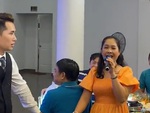 Người phụ nữ cover 'Cháu đi mẫu giáo' phiên bản cải lương