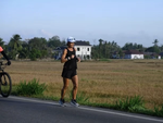 Nữ runner chạy 1.000km từ Thái Lan đến Singapore trong 12 ngày