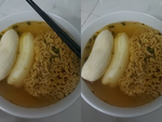 Mẹ cạn lời với tô mì chuối được con trai nấu