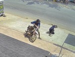 Dốc nhà bất ổn