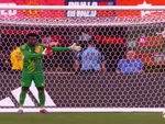 Thủ môn Onana tấu hài khi bắt penalty