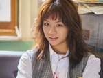 Lee Hye Ri gợi nhớ siêu phẩm 'Reply 1988' với tạo hình ngổ ngáo trong 'Vũ điệu chiến thắng'