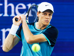 Tay vợt Jannik Sinner dính doping vì chuyên gia mát xa