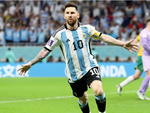 Trọng tài thừa nhận thiên vị Argentina để xin áo đấu của Messi