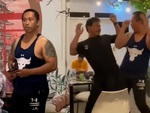 Chàng trai ngoại hình hổ báo nhưng chạy hệ điều hành Hello Kitty