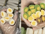 Bánh trung thu lòng se điếu 'đè bẹp' bánh dẻo thị phi, dữ chưa?!