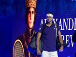 Zverev nhận hơn 660 triệu đồng mỗi phút dù thua trận ở Six Kings Slam