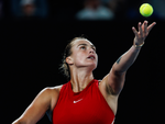Sabalenka và Swiatek bị trừ điểm xếp hạng vì không dự đủ giải bắt buộc của WTA