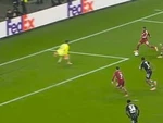 Fan Liverpool dự báo tương lai u ám của Salah vì 'lối đá ích kỷ'
