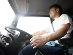 Sống nghèo 60 năm mới biết là con của tài phiệt