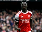 Bukayo Saka của Arsenal lọt top 10 cầu thủ trẻ nhất cán mốc 200 trận Ngoại hạng Anh