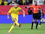 Tim Ronaldo 'loạn nhịp' khi thực hiện quả phạt đền trước Al Fayha