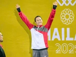 Kình ngư Singapore Quah Ting Wen lập kỷ lục huy chương SEA Games