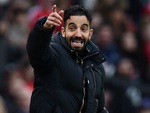 Fan Man Utd dài cổ với lời hứa vô địch Ngoại hạng Anh của Amorim