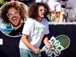 Ca sĩ lừng danh Redfoo bỏ mic cầm vợt ở tuổi 49
