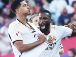Bellingham và Rudiger của Real Madrid suýt choảng nhau vì tập quá sung