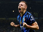 Davide Frattesi suýt ngất xỉu khi mừng bàn thắng cho Inter Milan