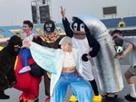 Dàn 'Anh trai say hi' cosplay 'cực lầy' trong đêm diễn cuối