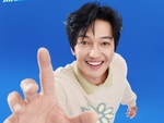 Quang Tuấn chỉ biết 'cười và cười' giữa dàn cast show truyền hình thực tế