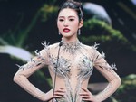 Màn ứng xử vấp váp gây cười của tân Hoa hậu Trái đất Việt Nam 2025