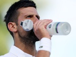Chai nước ‘không thể mua’ của Wimbledon bị hét giá ở chợ đen
