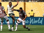 Fan sửng sốt với tốc độ cú sút cháy lưới Fluminense của Joao Pedro