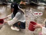 Cô gái đứng hình khi thả lươn phóng sinh gặp ngay con cò đói