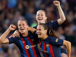 Barca cắt giảm mạnh đội nữ để cứu ngân sách cho đội nam
