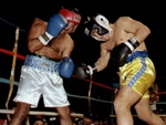 Trận đấu quyền anh hiếm hoi của huyền thoại Diego Maradona