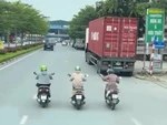 Ảnh vui 28-8: Biệt đội Avenger phiên bản chống nắng trên đường đi chợ