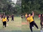 Cô gái có màn ăn mừng cực ngầu khi sút phạt thành công