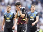 CĐV mòn mỏi chờ Burnley có chiến thắng trên sân nhà