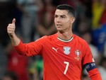 Instagram tuyển Bồ Đào Nha ‘bốc hơi’ 1 triệu follow sau khi Ronaldo rời đi