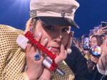 Lương 5 'củ' mà concert nào cũng đu: Có nên không?
