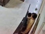 Tết này '2 báo con' quyết nâng cấp tivi mới cho gia đình