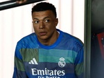 Mbappe đau gối trái nhưng bác sĩ Real Madrid chữa… gối phải