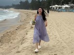 Cô gái đang hí hửng thì hú hồn hú vía vì thấy rắn