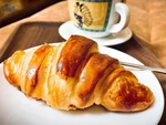 Đọc sao mới đúng: croissant - chiếc bánh làm 'xoắn lưỡi'