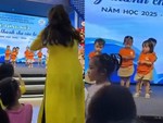 Cô giáo nhắc bài nhiệt tình nhưng không hiệu quả