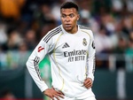 Hơn 4 triệu CĐV Real Madrid ký đơn đòi bán Kylian Mbappe