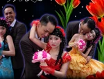 Ảnh cưới của Viên Vibi: Khủng long, Titanic và một bầu trời... hổng giống ai