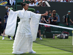 Naomi Osaka diện kimono trắng gây sốt ở Wimbledon 2026